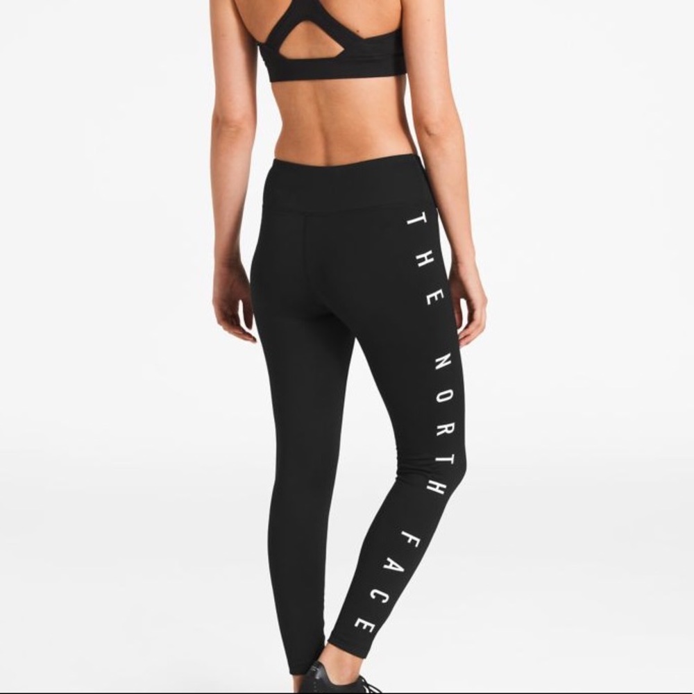The north face 24/7 mid rise tight NWT